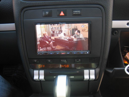 Εγκατάσταση Car Cinema Navigation Pioneer Avic-HD3BT- ipod σε Porsche Cayenne.