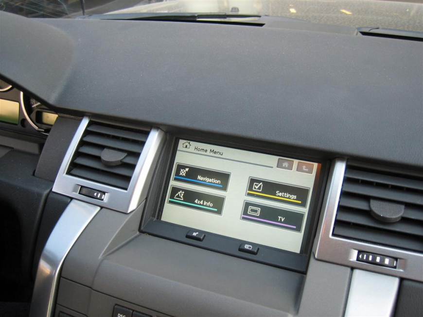 Εγκατάσταση TV Tuner και unlock της εργοστασιακής οθόνης σε Range Rover Super Charged Sport,