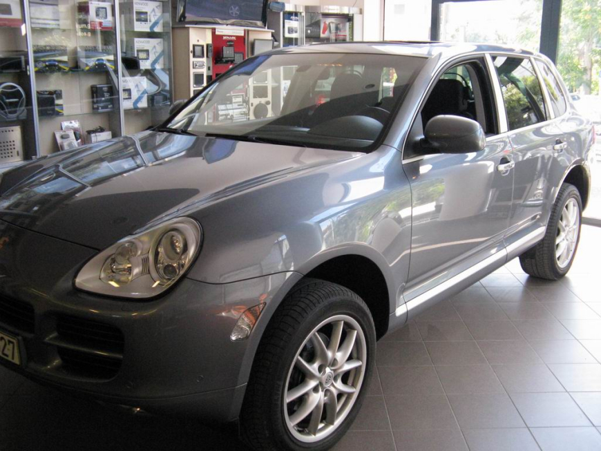 Εγκατάσταση TV Tuner και Unlock της εργοστασιακής οθόνης σε Porsche Cayenne