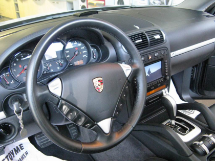 Εγκατάσταση TV Tuner και Unlock της εργοστασιακής οθόνης σε Porsche Cayenne