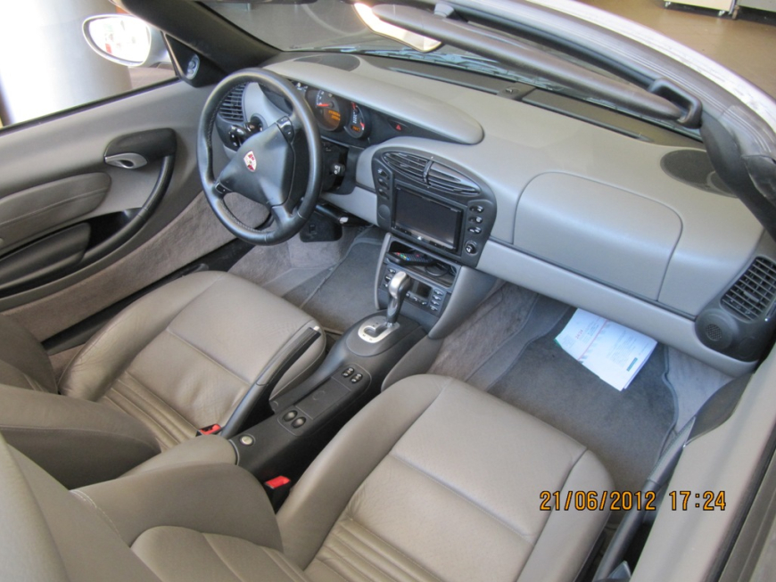 Εγκατάσταση Car Cinema Pioneer AVH-8400BT σε Porsche Boxster 986.