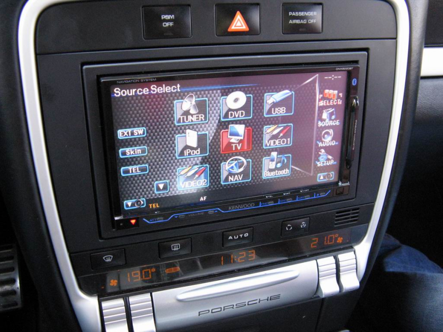 Εγκατάσταση Car Cinema Navigation Kenwood DNX8220BT σε Porsche Cayenne.