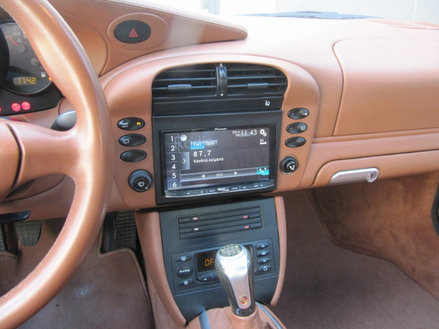 Εγκατάσταση Car Cinema & Audio Upgrade – Pioneer AVIC-F70DAB και ηχεία Focal σε Porsche 911.