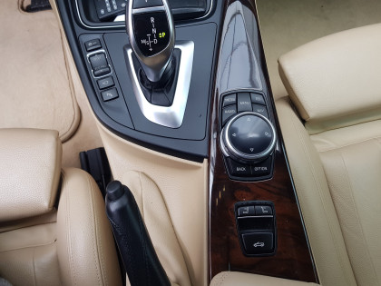 Εγκατάσταση Car Cinema, Media Player και TV Tuner T2 σε BMW 4 Series.