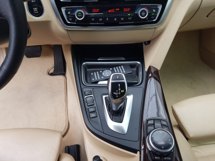 Εγκατάσταση Car Cinema, Media Player και TV Tuner T2 σε BMW 4 Series.