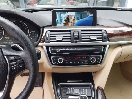 Εγκατάσταση Car Cinema, Media Player και TV Tuner T2 σε BMW 4 Series.