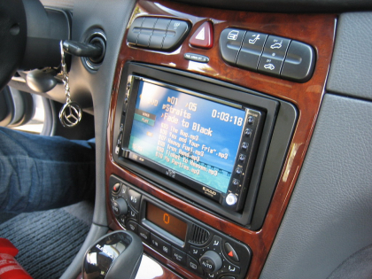 Εγκατάσταση Car Cinema σύστημα JVC KW-AVX706 σε Mercedes CLK 200.